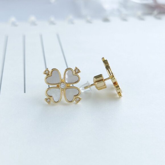 Kate Spade Legacy Logo Demi Fine Spade Flower Stud Earrings - Picture 3 of 4